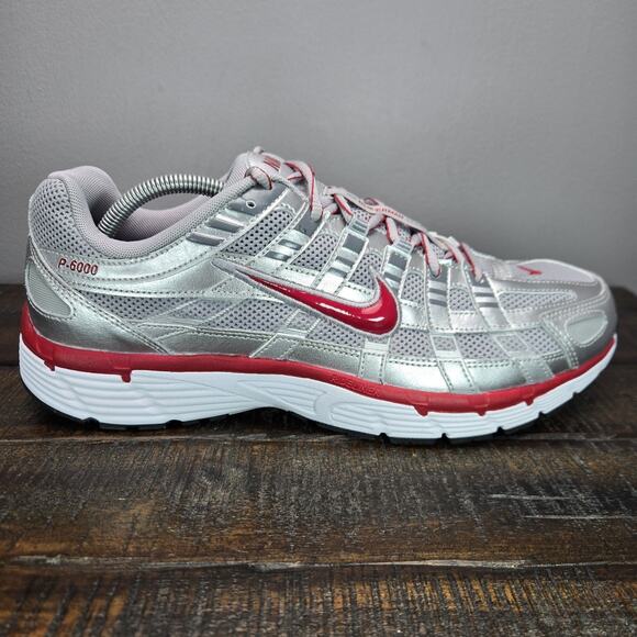 NEW Nike P-6000 Mens Size 11.5 Running Shoes Metallic Silver Gym Red CD6404-024 - Picture 5 of 12